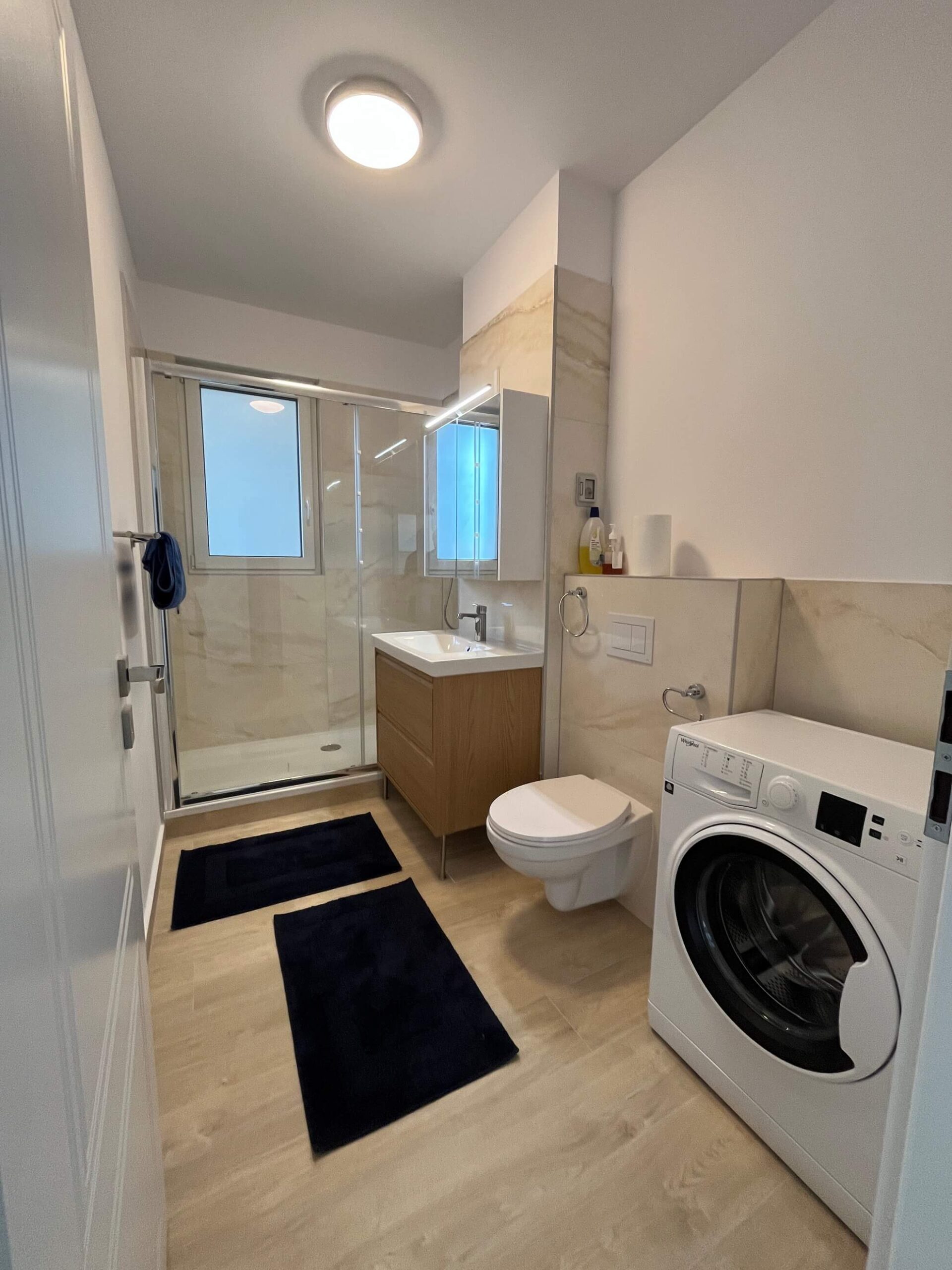 Baie inchiriere apartament 1 camera Timisoara calea Aradului